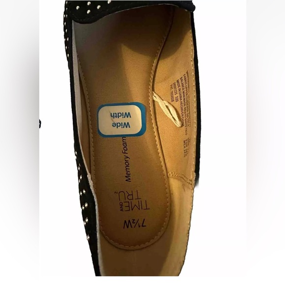 Time and Tru Womens Microsuede Studded Loafers Slip On Flats Comfy Size 7.5 Wide - Picture 9 of 10